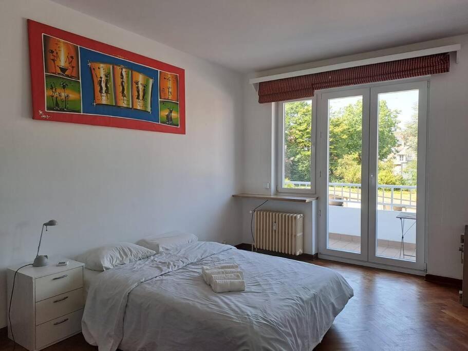 Spacious Apartment Next To Parc Du Cinquantenaire Bruxelles Eksteriør billede